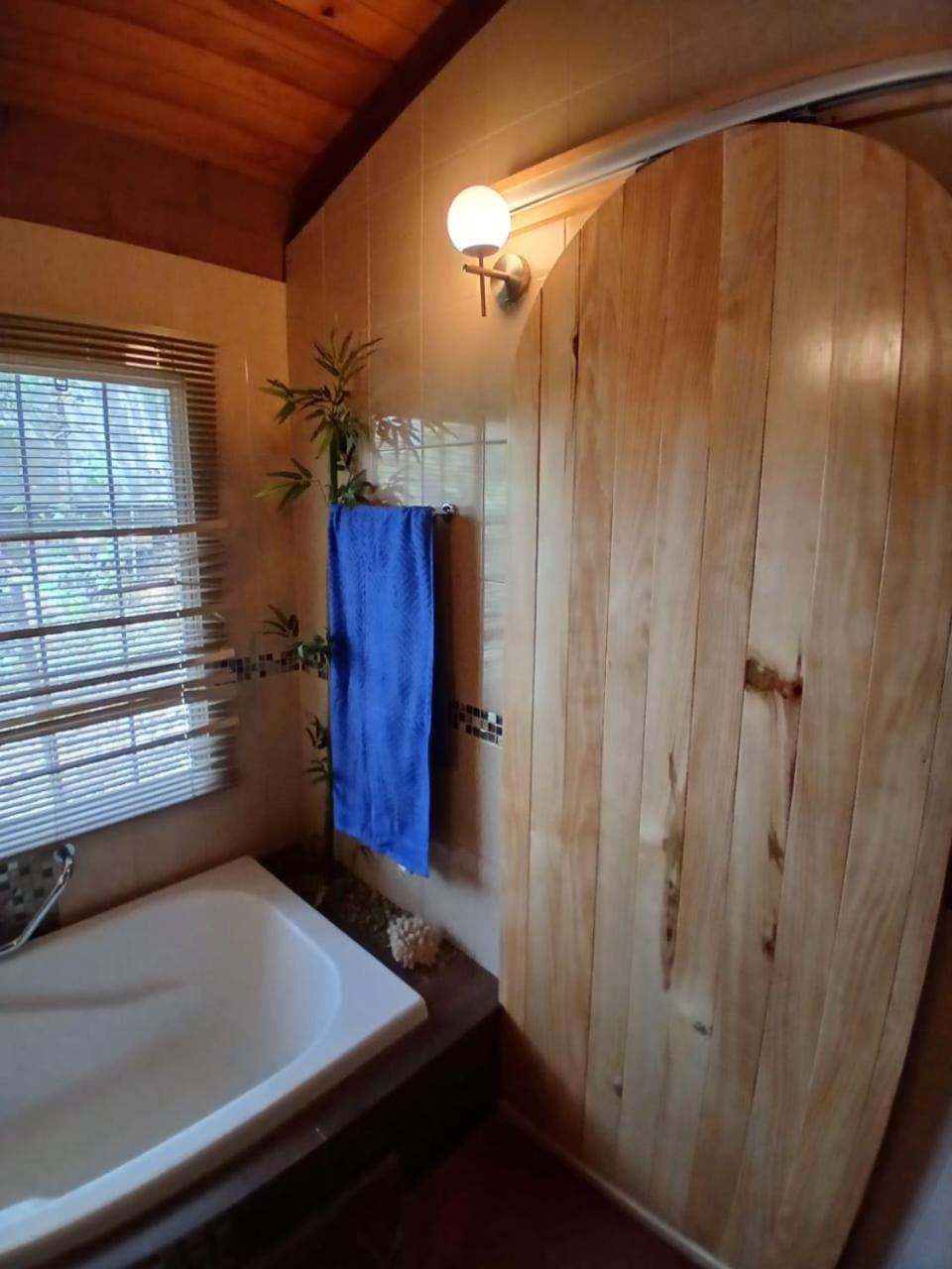 Cabana Con Banera Y Chimeneas En Puesta De Sol El Pacifico Ngoại thất bức ảnh